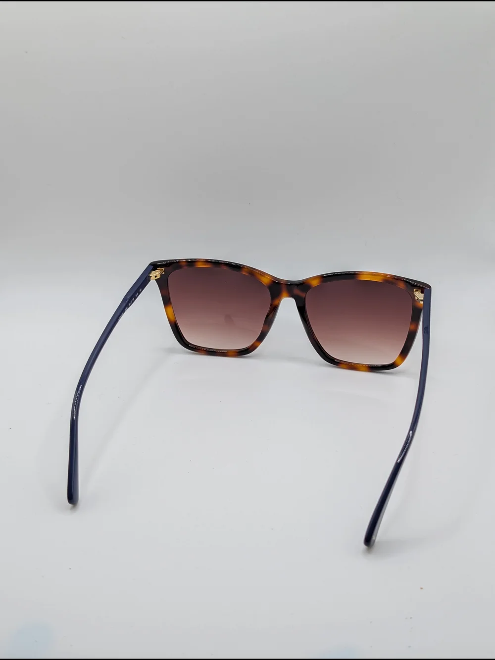 Longchamp LO719S Tortoise & Navy Blue Square Sunglasses + Case